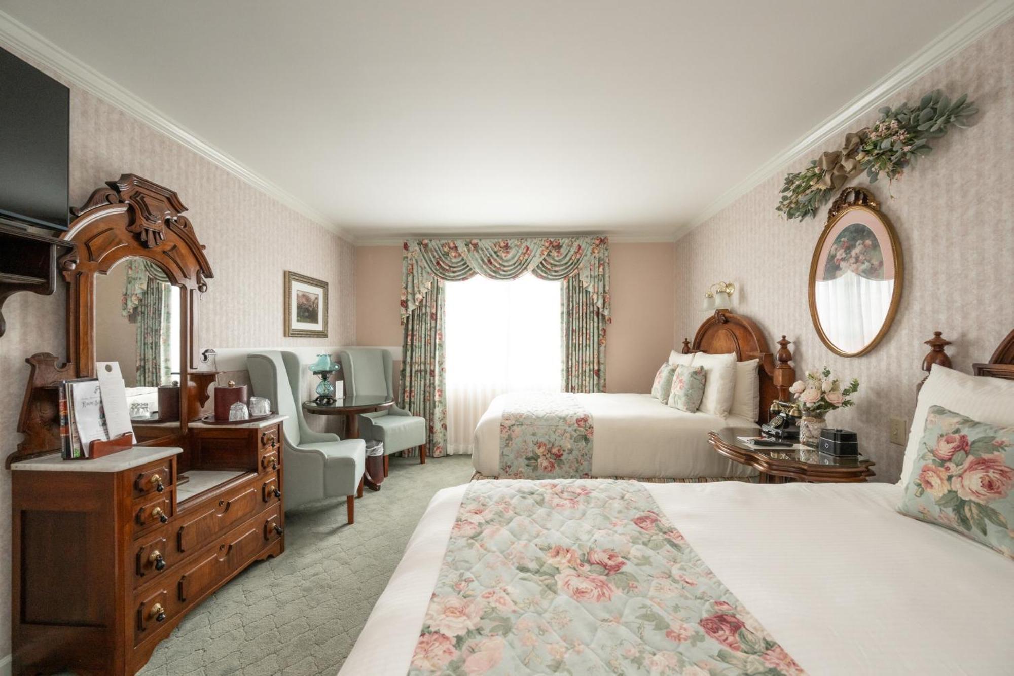 Boardwalk Plaza Hotel Rehoboth Beach Exterior photo