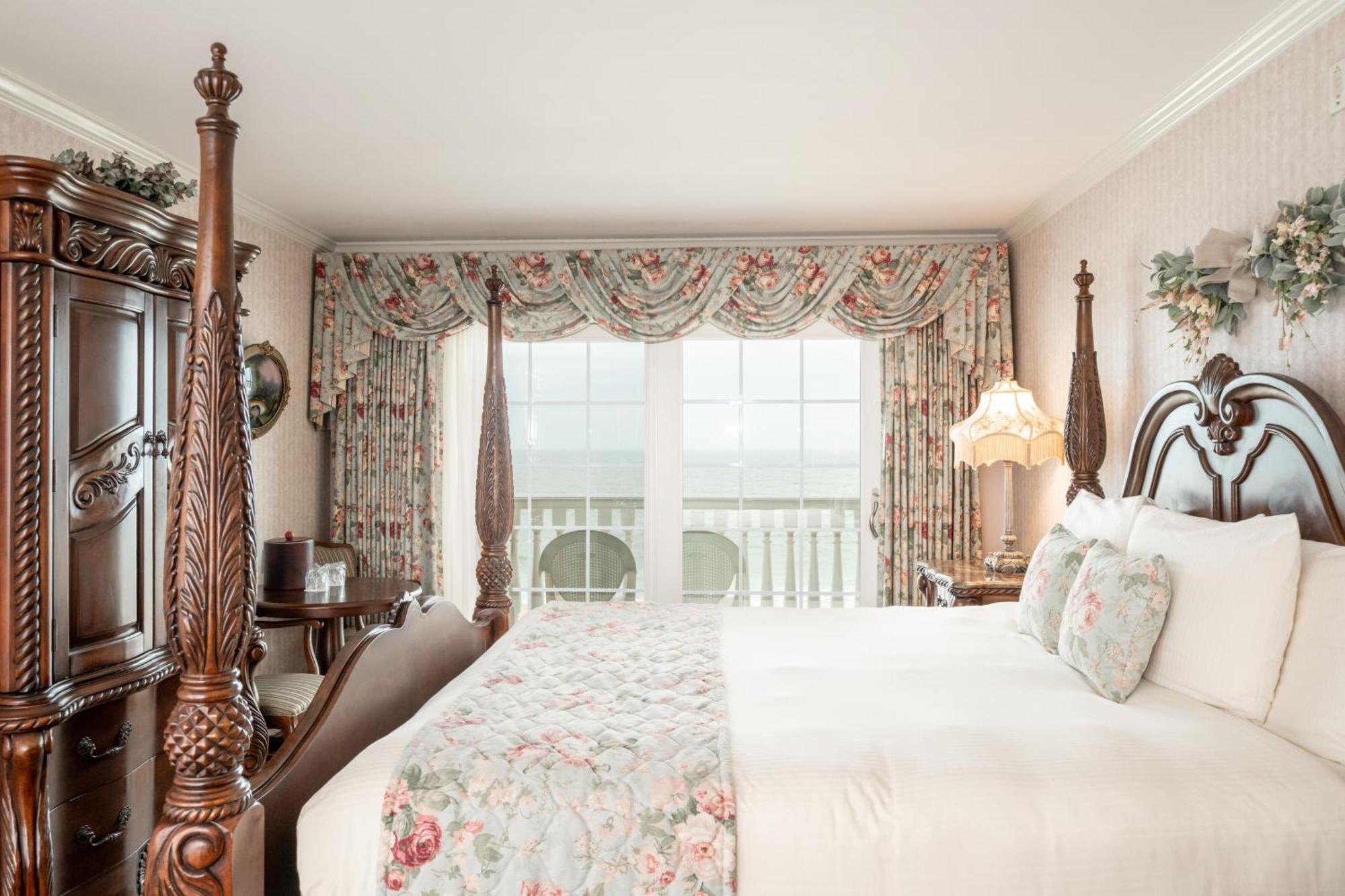Boardwalk Plaza Hotel Rehoboth Beach Exterior photo