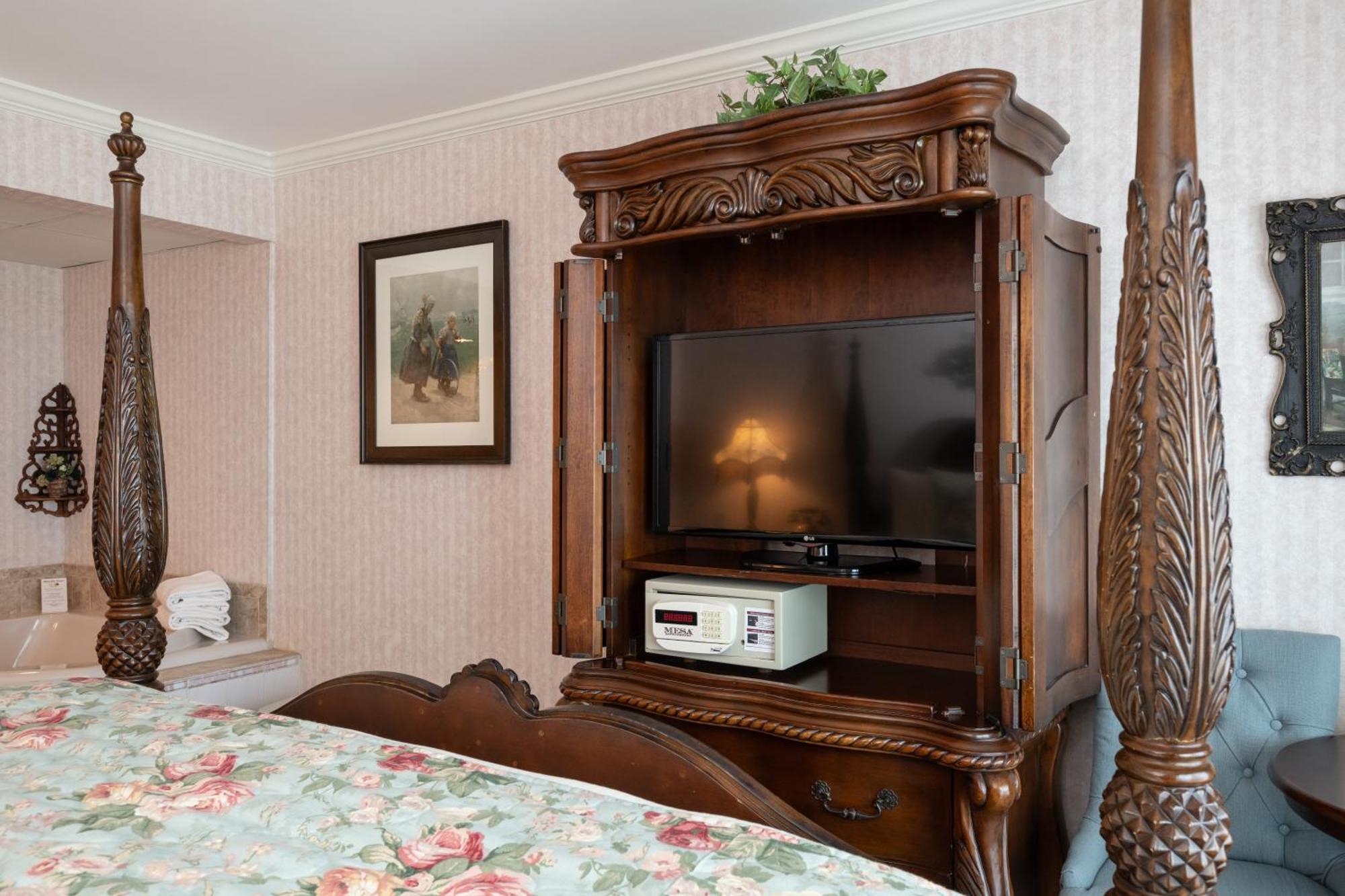 Boardwalk Plaza Hotel Rehoboth Beach Exterior photo
