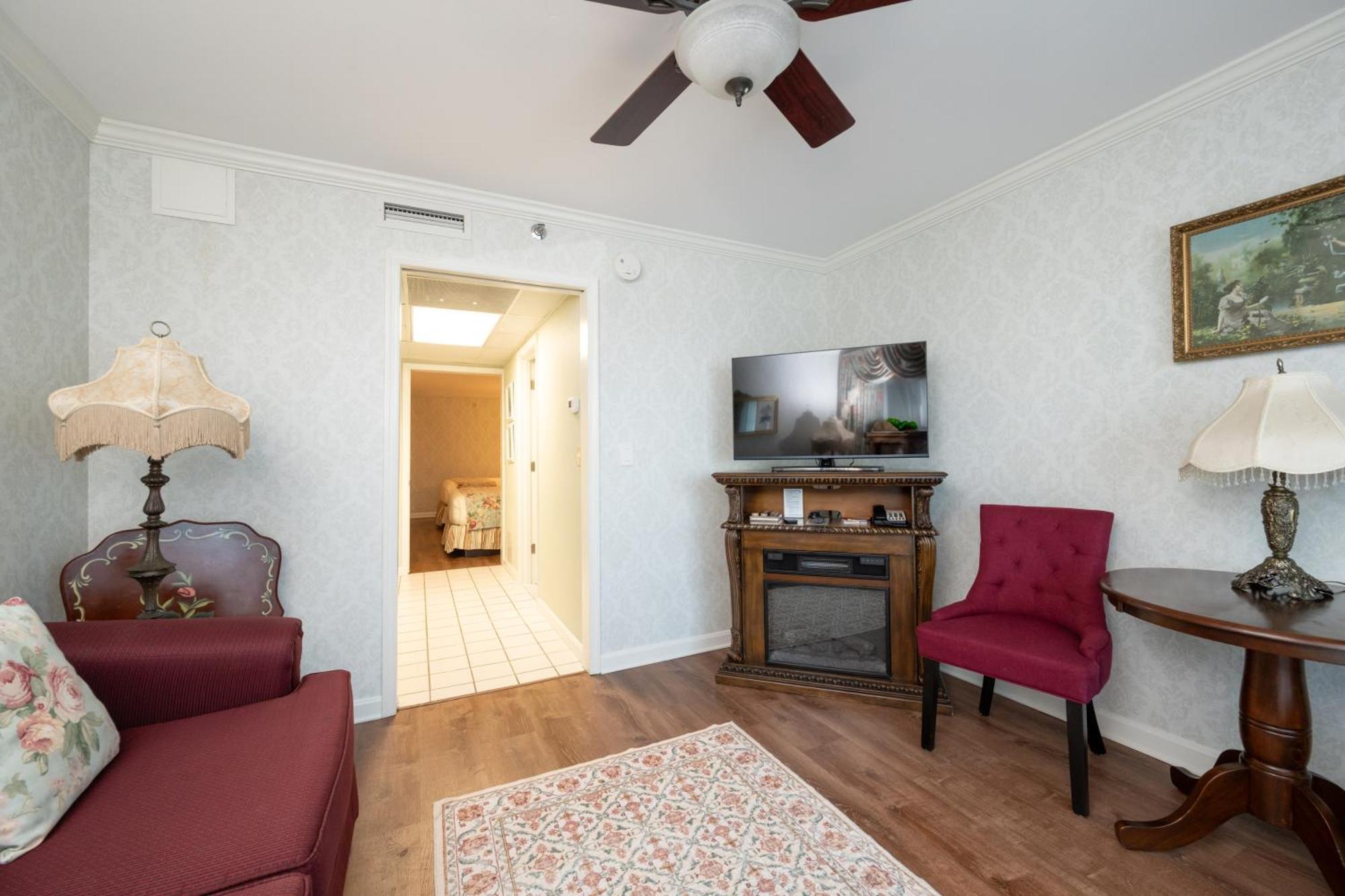 Boardwalk Plaza Hotel Rehoboth Beach Exterior photo
