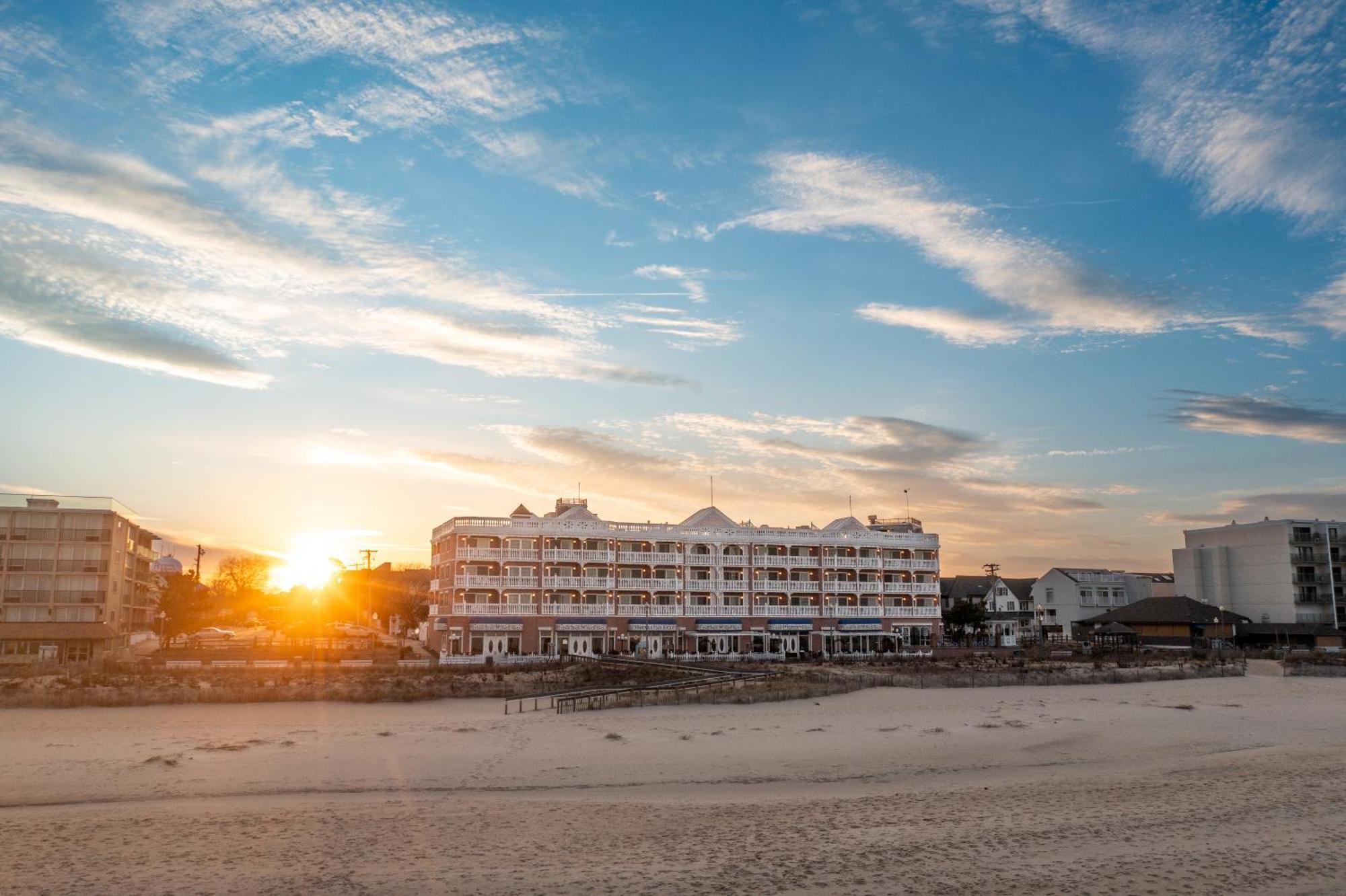 Boardwalk Plaza Hotel Rehoboth Beach Exterior photo